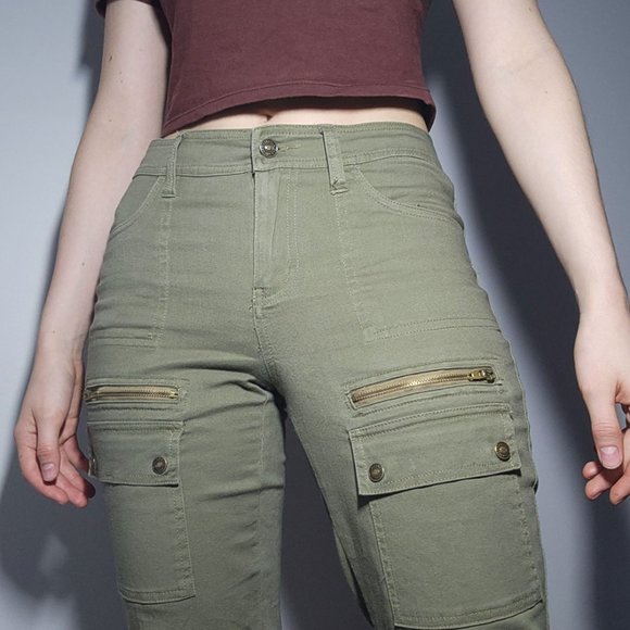 Vintage Y2K Illegal kaki flared cargo jeans with front pockets & zippers - Picture 15 of 16